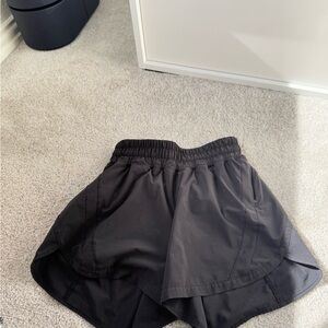 Lululemon Fast and Free High-Rise Classic-Fit Split Short 3" - Black (Size 4)